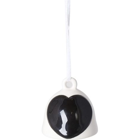 Ciondolo a forma di campana in ceramica bianca con cuore nero, 5x5x5,5 cm.