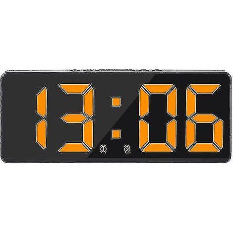 Cette grande horloge murale numérique intelligente permet de contrôler l'heure, la date et le son via une application, de régler la luminosité et le volume en continu, et comprend une alarme snooze (j (1/5)