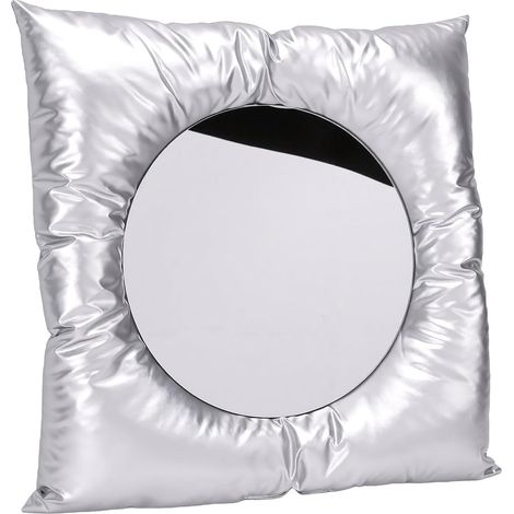 Round Compact Decorative Silver Wall Mirror (1/5)
