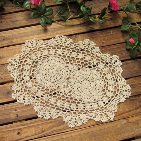 Handgefertigte Spitzendeckchen, ovale Form, Baumwolle, Größe: 25 x 35 cm, Phantomon-Stil, beige