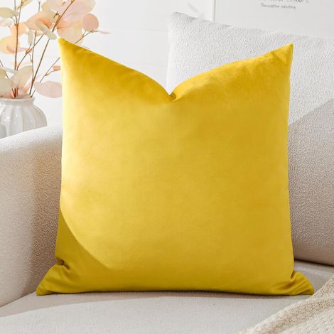 Housse de Coussin en Velours Décoratif Canapé Taie d'oreiller Super Doux Decoration Maison Salon Chambre pour Canapé 45x45cm Jaune Doré (1/5)