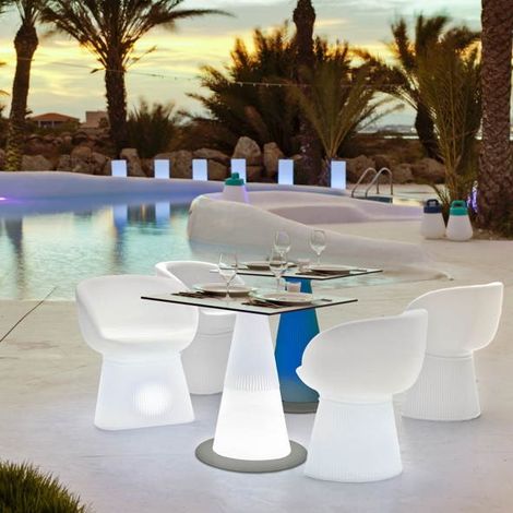 ITACA 60 Tavolino alto 60 cm con luce e ricarica solare o a batteria per uso interno ed esterno. Luce RGB (1/4)