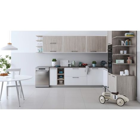 Indesit Dishing Washing Machine - DFO 3T133 A F X (1/5)