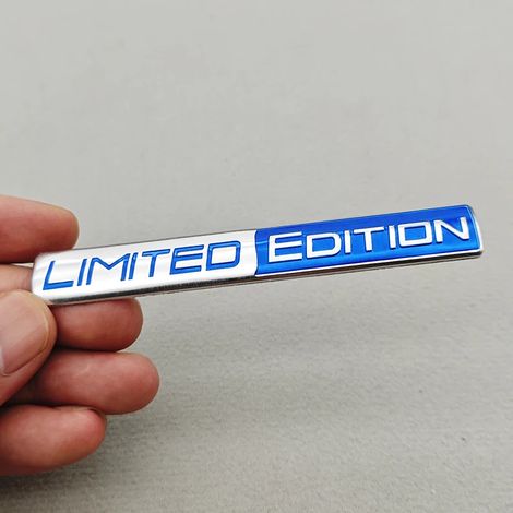 (1 pièce Argent Bleu) Emblème 3D en aluminium, édition limitée, autocollant pour voiture, compatible avec BMW, Audi, Honda, Opel, Toyota, Mazda et accessoires moto. (1/4)