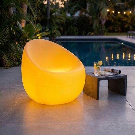 Poltrona outdoor da giardino in PVC. Poltroncina (1/3)