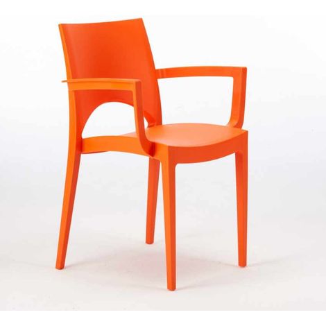 Grand Soleil – Chaise empilable avec accoudoirs en polypropylène – Résistante aux intempéries – Confort ergonomique – Dimensions 58x51x80 cm – Couleur orange