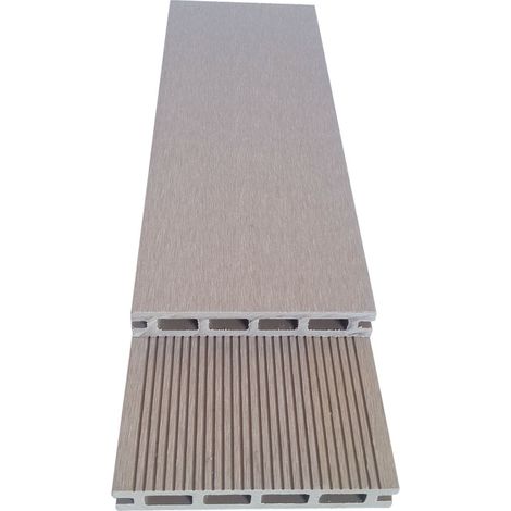 Green Outside – Lame de terrasse composite 2.60m – Réversible 1 face lisse 1 face rainurée – Résistante aux champignons et aux UV – Sans entretien