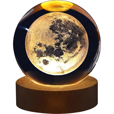 Ortviai Boule de Cristal 3D avec Sculpture Intérieure, Lampe Veilleuse LED Chaude sur Socle en Bois Naturel – 8 cm (1/5)
