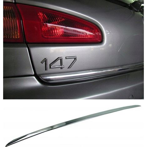 Alfa Romeo 147 - garniture chromée pour le hayon