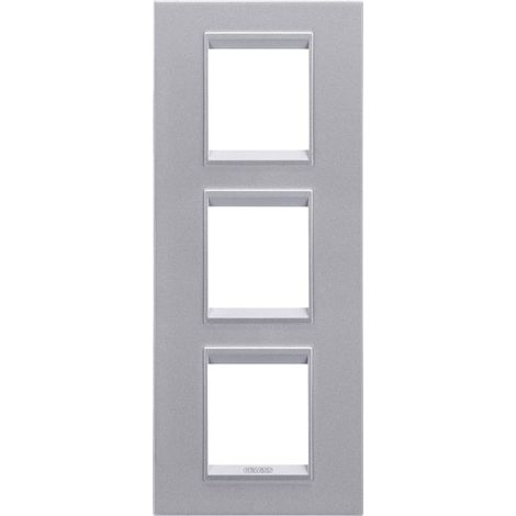 PLAQUE LUX 2+2+2P V TITANE GEWISS GW16227YT