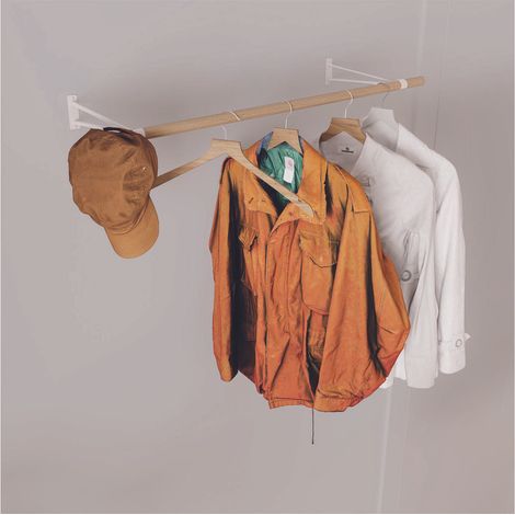 YSIA Wandgarderobe