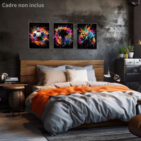 Ensemble de 3 uvres Murales Graffiti pour Chambre de Garon Football, Casques et Manettes Colorés, Images 30x40 cm Sans Cadre (1/5)