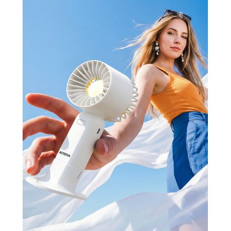 Mini ventilateur à main Aigostar 2,7 pouces, 7 pales, 3 vitesses, batterie 500mAh rechargeable, blanc avec support de table, design portable et pratique pour tous vos déplacements (1/3)