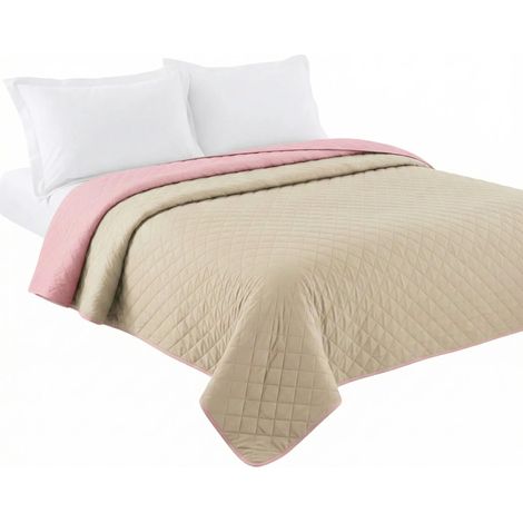 REA – Couvre-lit Tutumi Inez 220x240 cm – Polyester beige et rose – Design embossé élégant – Garantie 24 mois