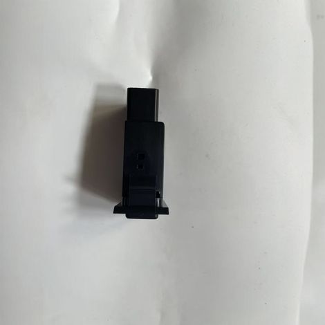 The best-selling 84332-89110 emergency switch is suitable for Toyota vehicles and boasts stable quality. (1/4)