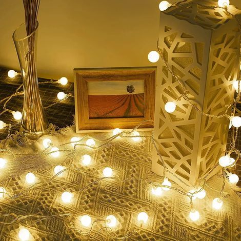 10 m lange Lichterkette mit 100 kristallkugelförmigen LEDs, warmweiß, USB-betrieben, wasserdicht, für Balkone, Gärten, Weihnachten, Partys und Hochzeiten. (1/5)