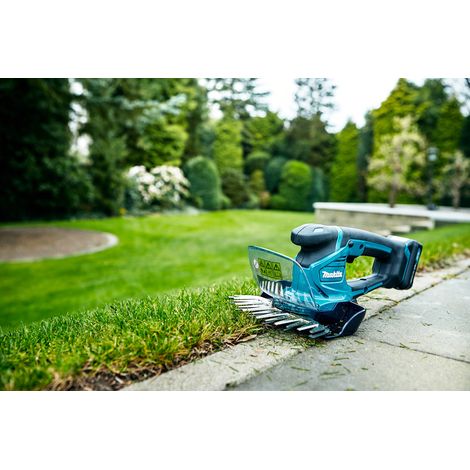 Ensemble de cisaillement de haies et d'herbes Makita UM600DZX 12 V sans fil 8 cm longueur (sans batterie et chargeur)