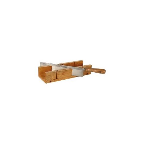 Gehrunglade aus Holz + Rückensäge