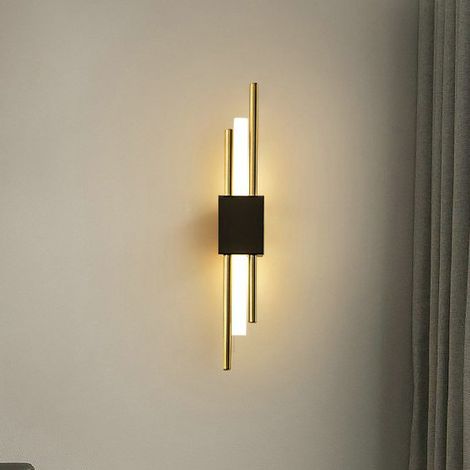 Applique murale LED, design moderne, finition noire et dorée, applique d'intérieur, convient au salon et à la chambre, lumière chaude 6W. (1/5)