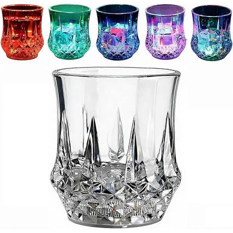 Mit Wasser aktiviertem, farbwechselndem LED-Licht: Cocktailglas, ideal für Bars und Partys. (1/5)