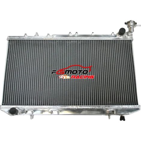 Radiador de aluminio, tamaño del núcleo 646 mm x 340 mm, grosor del núcleo 34 mm, tamaño de entrada 28 mm, tamaño de salida 28 mm, compatible con NISSAN Primera P10 (1/4)