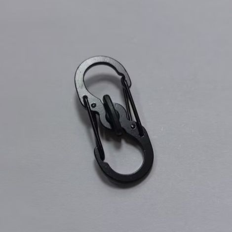 Boucle noire Petit crochet en acier inoxydable avec verrou, crochet rapide en forme de huit, anneau en S antivol, crochet pour clés, crochet pour sac de voyage. (1/4)