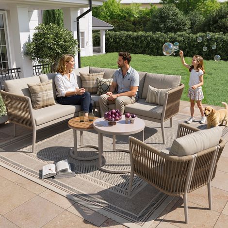 6-teiliges Outdoor-Sofaset aus Metall, Olefin und PE-Rattan in Beige, modular mit 2 Tischen und verstellbaren Füßen (1/5)