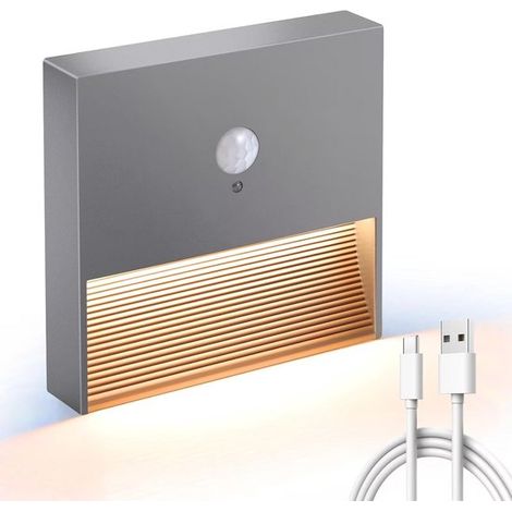 Luce notturna ricaricabile con sensore di movimento e luminosità regolabile. (1/5)