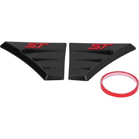 Deux baguettes décoratives rouges pour les grilles d'aération latérales d'une Ford Focus MK2 ST RS (modification de style). (1/5)