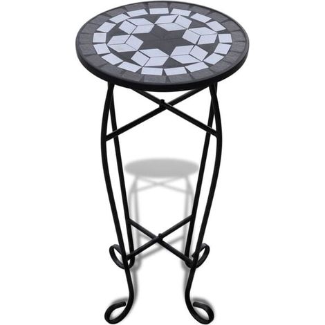 Table d'appoint en mosaïque noire et blanche (1/5)