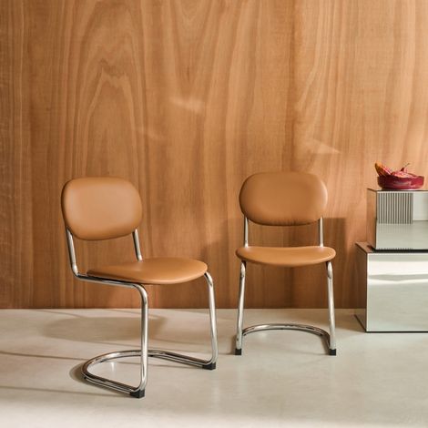 Lot de 2 chaises cantilever arrondie métal. similicuir marron et pieds chromés - L 47 x P 54.5 x H 81cm - Maloa (1/5)