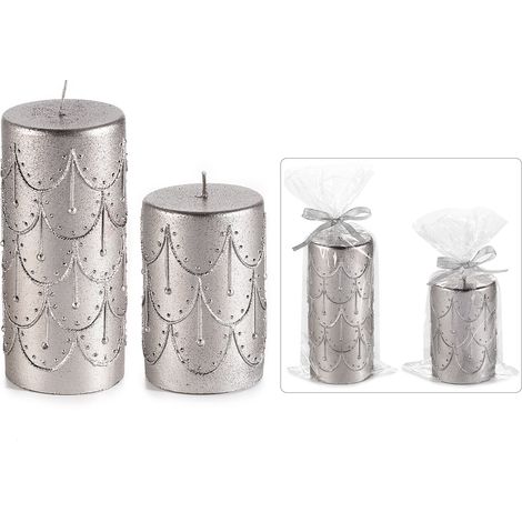 Candele di Natale color argento con decorazioni in rilievo in set da due pezzi in confezione singola, set da 2 pezzi, Grande: Ø 7 cm x 15,5 H
