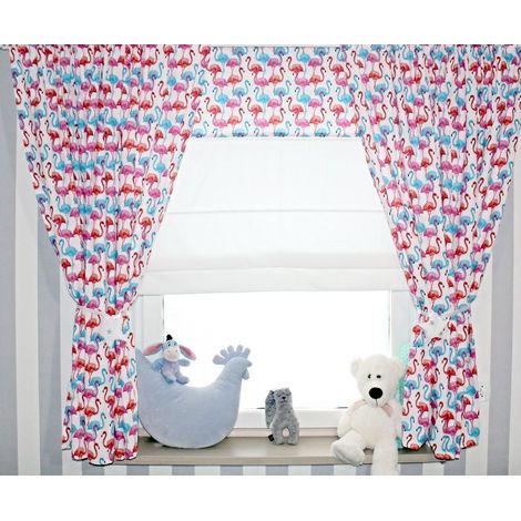 Vorhang mit Aufhängung, 160 x 250 cm, 1400 €, weiße Flamingos, buntes Weihnachtsmotiv, 120 N
