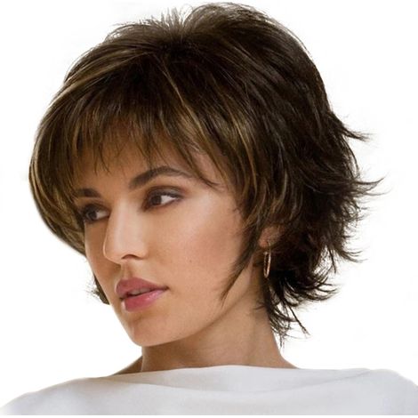 Peluca corta con flequillo, capeada y ondulada, hecha de cabello sintético rubio natural, negro y castaño, para mujer, para uso diario. (1/5)