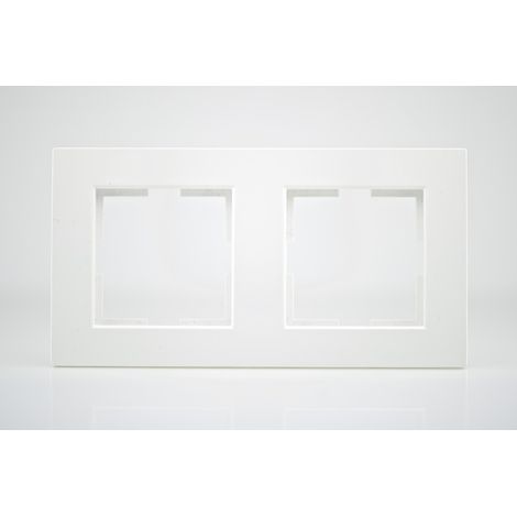 Plaque de finition plastique blanc 2 postes 81x155x10mm (1/2)