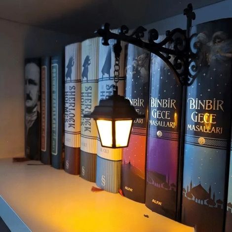 [In Stock] Library Lantern Bookshelf Lighting - Decorative Bookshelf Lighting