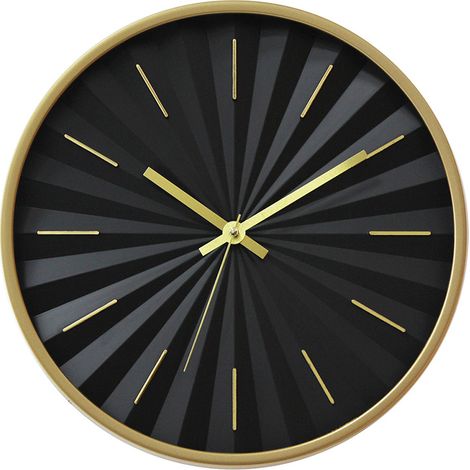 Une simple horloge murale numérique 3D en platine est utilisée pour la décoration du salon (1/5)