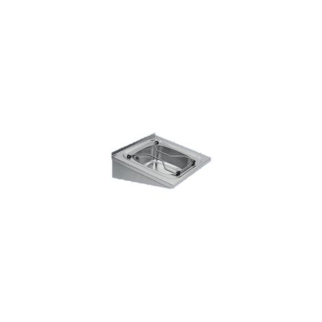 KWC Sirius Wandausguss mit Klapprost Konsolen und Standrohrventil 6/4"