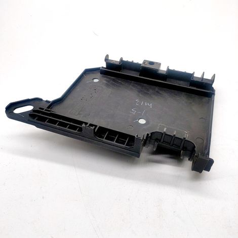 Part number 9802091980 is compatible with Peugeot 308, 4008, 5008, 508L and the new lower battery manager bracket for the 408. It is a plastic or metal bracket used to secure the battery management mo (1/4)