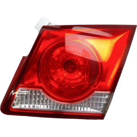 [PRODUIT D'OCCASION] Feu Arriere Interieur Droit CHEVROLET Cruze Berl. 2009-... ♻️ Ref Oe. 95130773 - Garantie à vie (1/3)