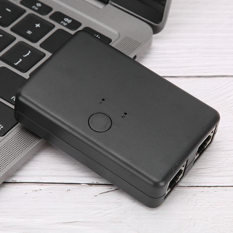 Convertisseur Secteur Portable Mini 2-en-1 pour Bureau avec Coque en Plastique
