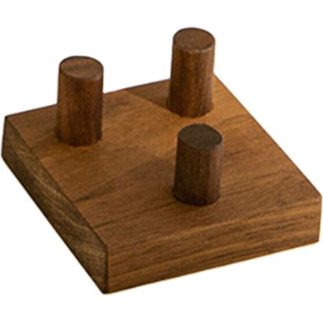 Espositore in legno con finitura naturale, con piccolo