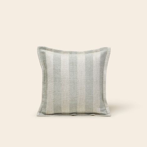 Housse de coussin en Jacquard de rayures  FABBIO (1/4)