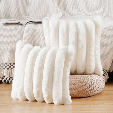 Ensemble de deux housses de coussin en fausse fourrure, housses de coussin douces pour canapé, coussins de chambre, blanc crème 45 x 45 cm (1/5)