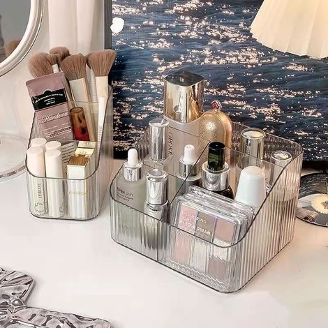 Transparenter Make-up-Pinselhalter und Organizer für Schminktisch oder Badezimmer – 4-Fächer-Organizer für Kosmetikartikel, Aufbewahrung und Präsentation von Hautpflegeprodukten, Parfums, Haarbürsten,