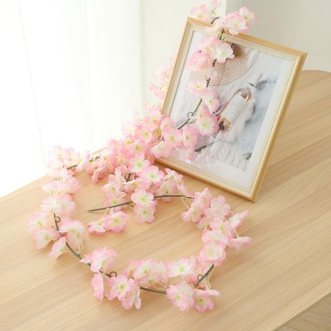 Guirlande Fausse Fleurs - Vigne Cerisier Artificiel - Décoration Murale et Arche de Mariage - 144 Fleurs Sakura - 1,8 M (1/5)