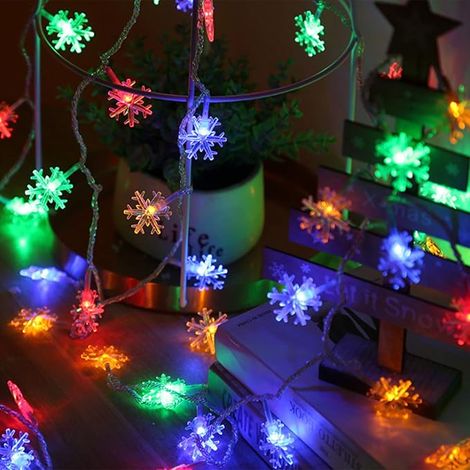 Luci a forma di fiocco di neve da 6 m e 40 LED, luci a LED, luci a forma di stringa di Natale colorate, luci d'atmosfera per albero di Natale per decorazioni fai da te per camera da letto e giardino (1/5)