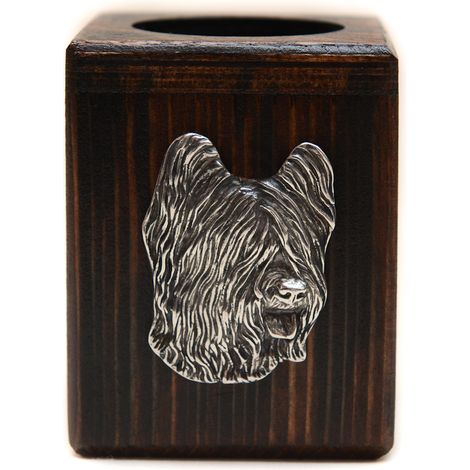 Bougeoir en bois représentant un Berger de Brie, un souvenir unique après la perte d'un chien, réalisé artisanalement par Art-Dog. (1/5)