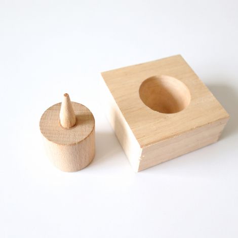Molde de cono de moxa de madera para preparar la moxibustión en casa (1/5)