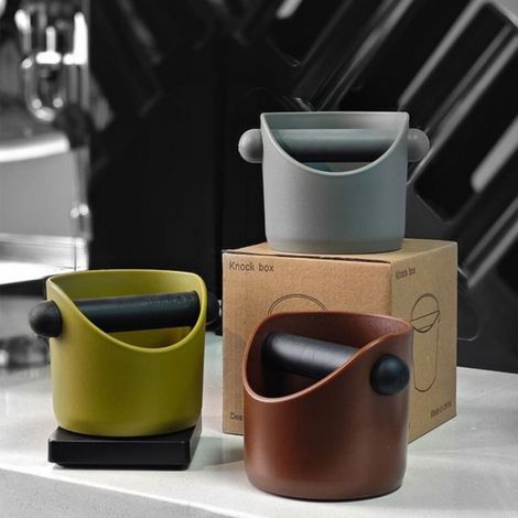 Contenitore per fondi di caffè da 550 ml con asta in gomma – Contenitore compatto per fondi di caffè espresso in ABS, marrone (1/5)